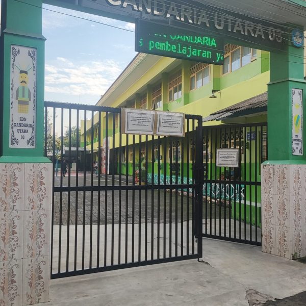 Gerbang Sekolah